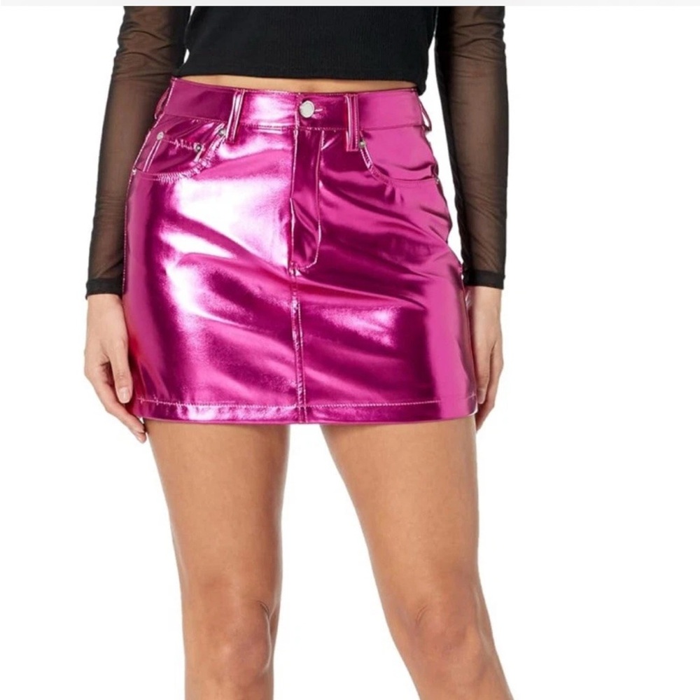 BLANK NYC Women’s Vegan Leather Mini Skirt Metallic Pink New Size 25